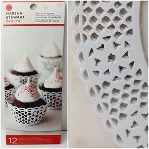 🍒4 for $20🍒 MARTHA STEWART Crafts Die-Cut Cupcake Wrappers White Snow Cutout